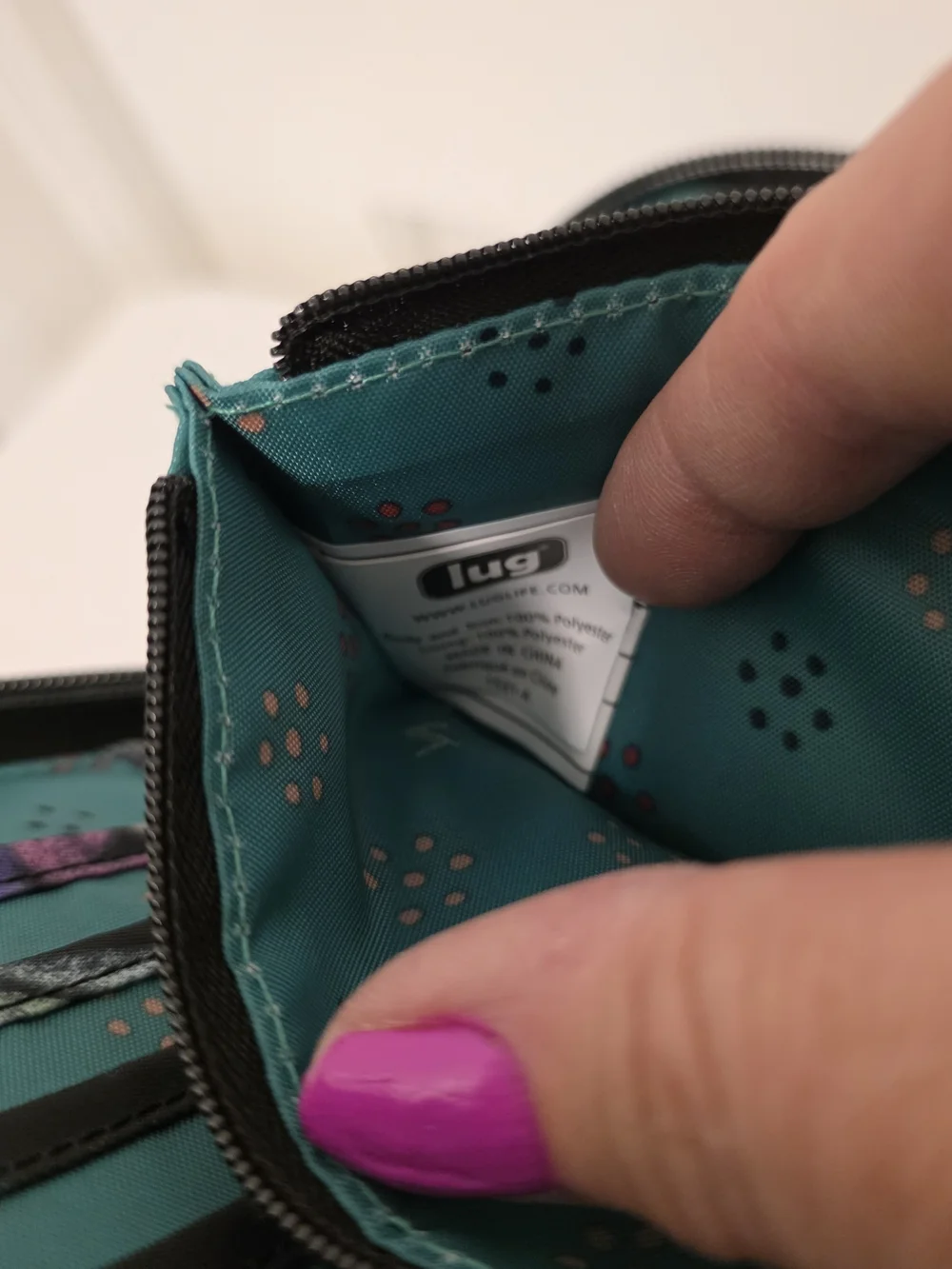 EUC Lug Handspring Quilted BLOOM BLACK Pattern Wristlet - Wallet Zip Close RFID